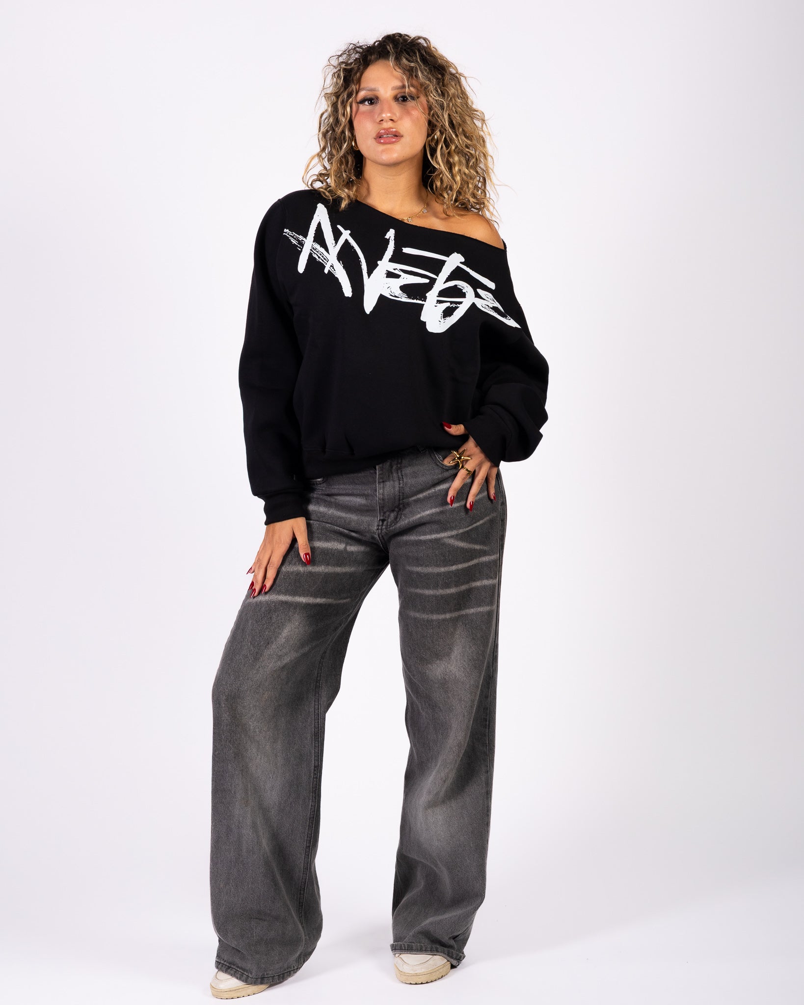 Black Edition – Anetos Signature Off-Shoulder Anetos