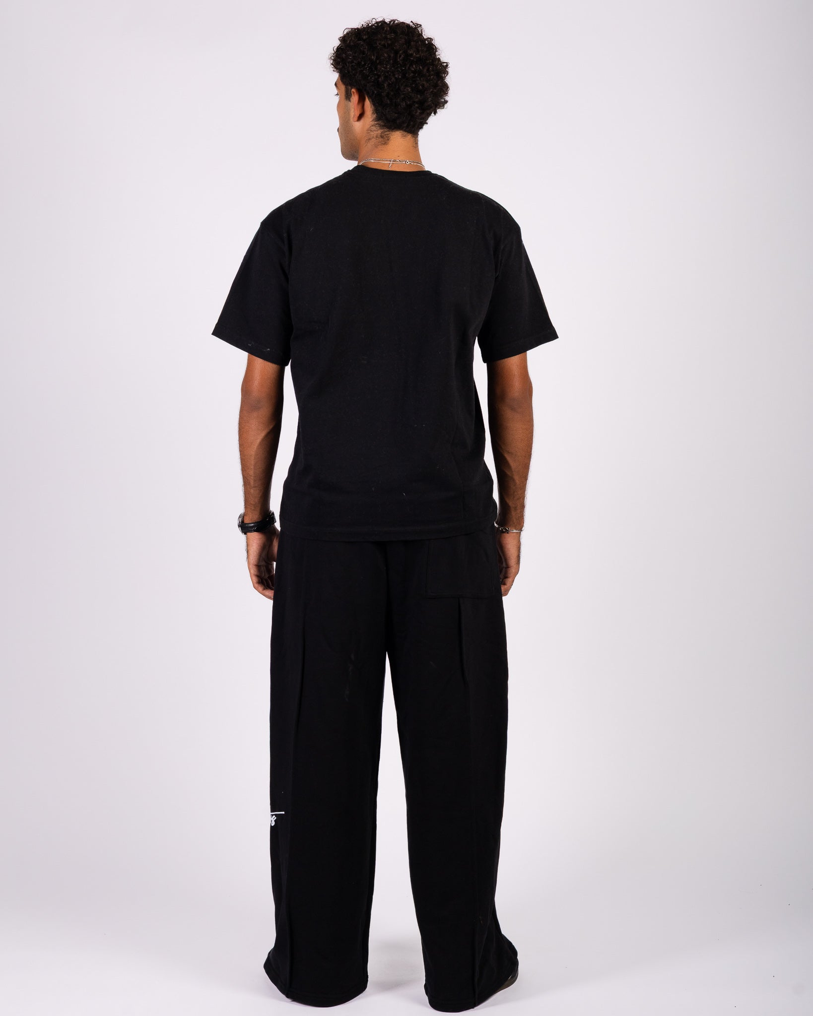 Baseline Black Sweatpants Anetos