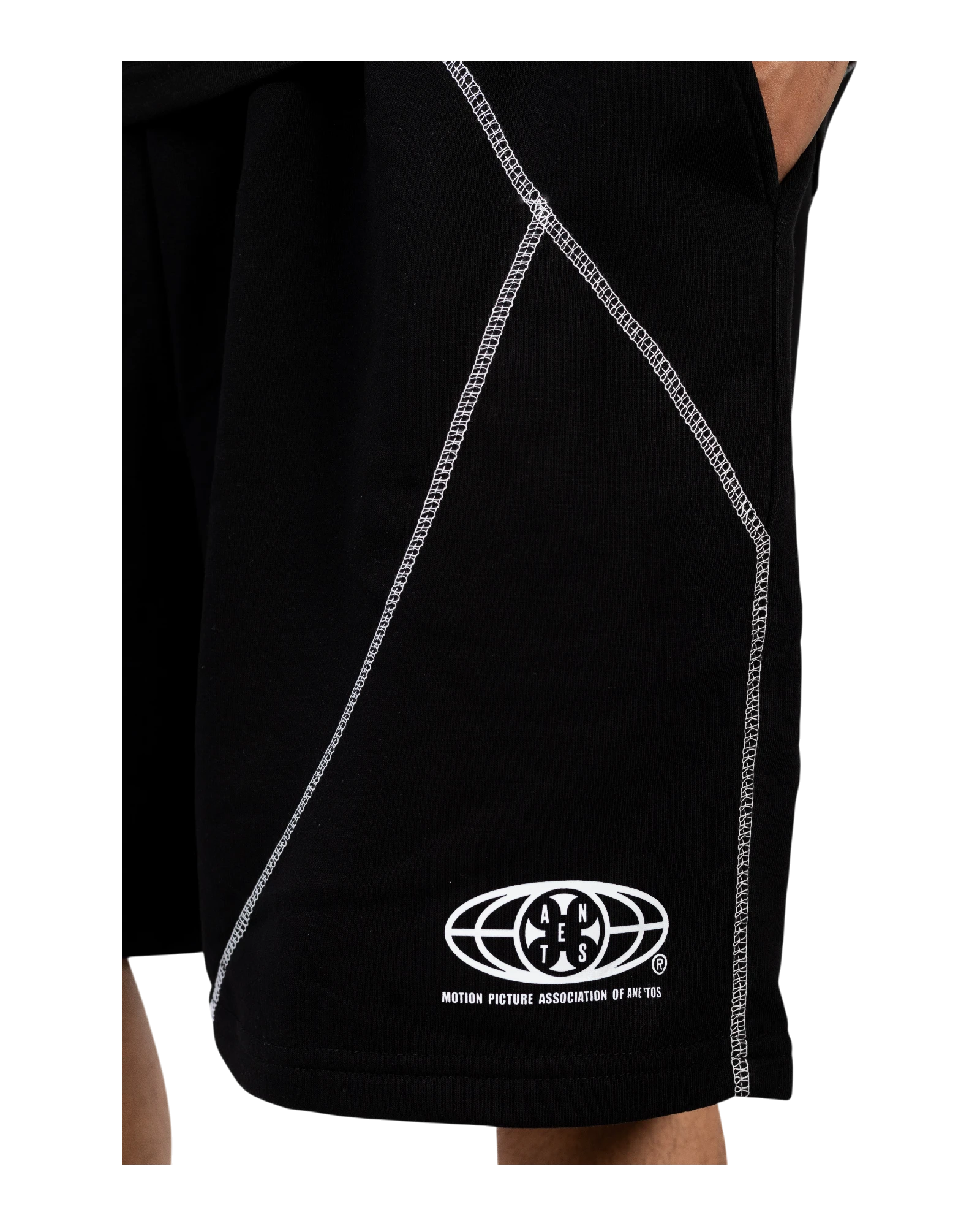 Core Shift Short Anetos